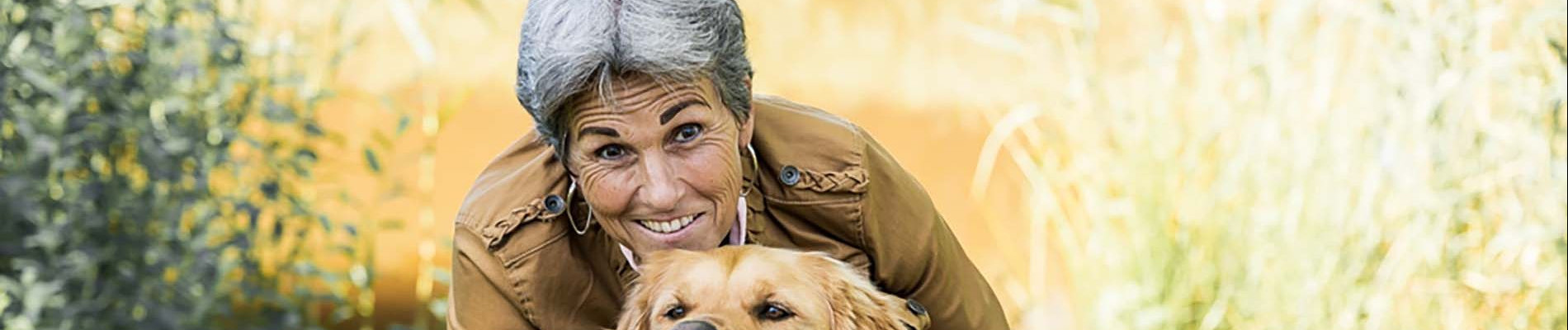 Margaret en haar blindengeleidehond Uster