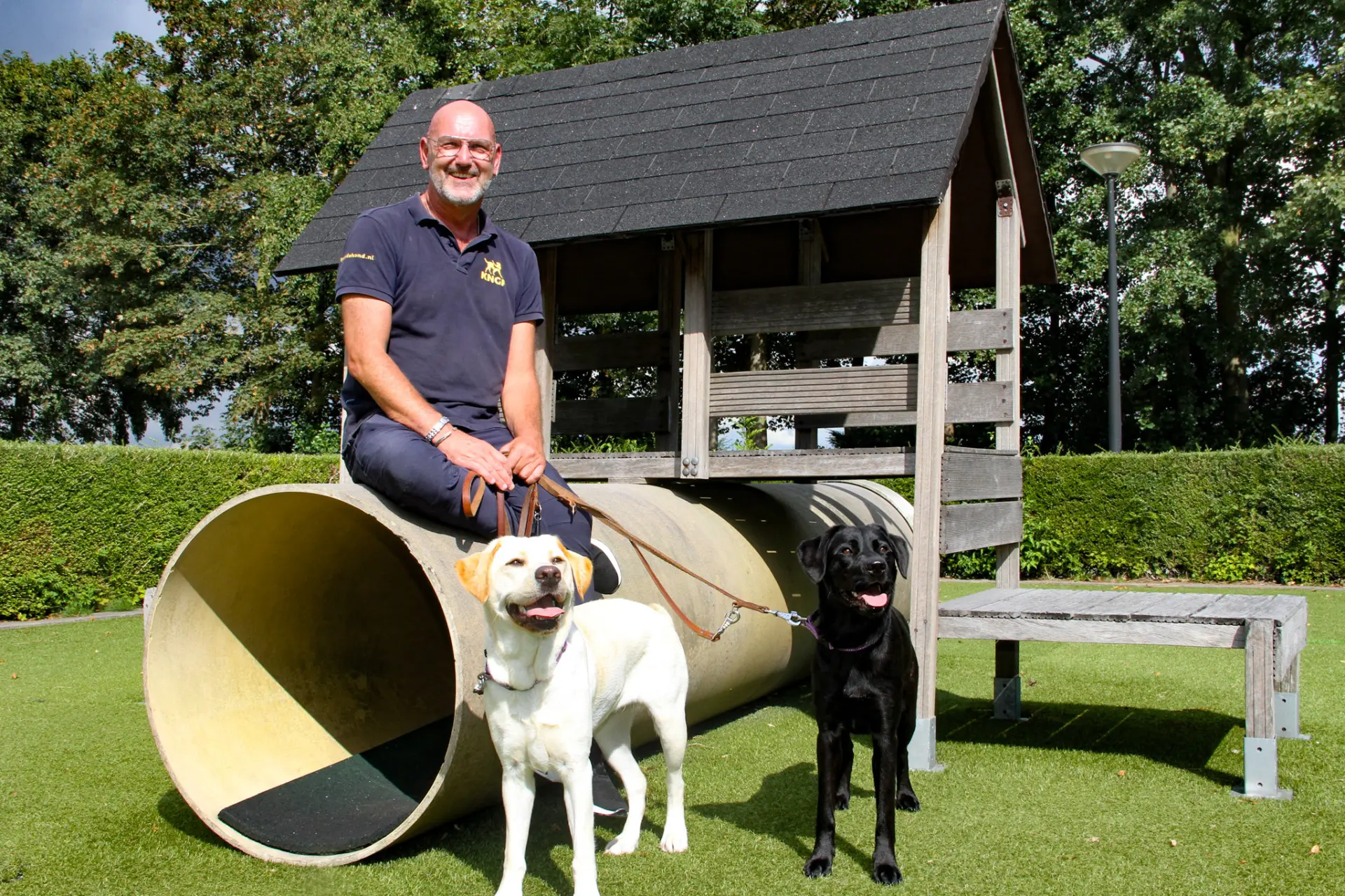 Gert Busser Kennelmedewerker
