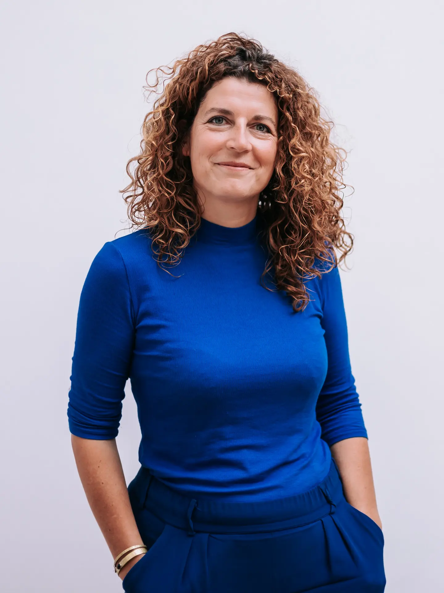 Portret Monique Vering